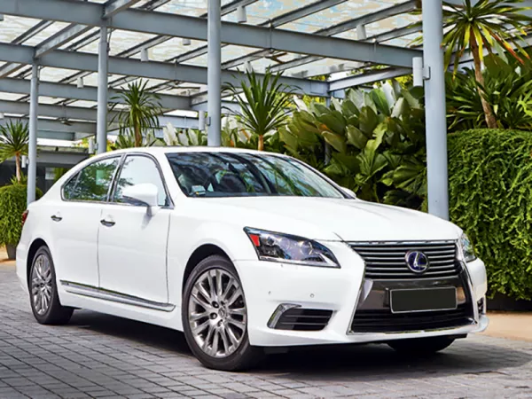 Dịch vụ thay Kính chắn gió xe Lexus LS 600 tận nơi